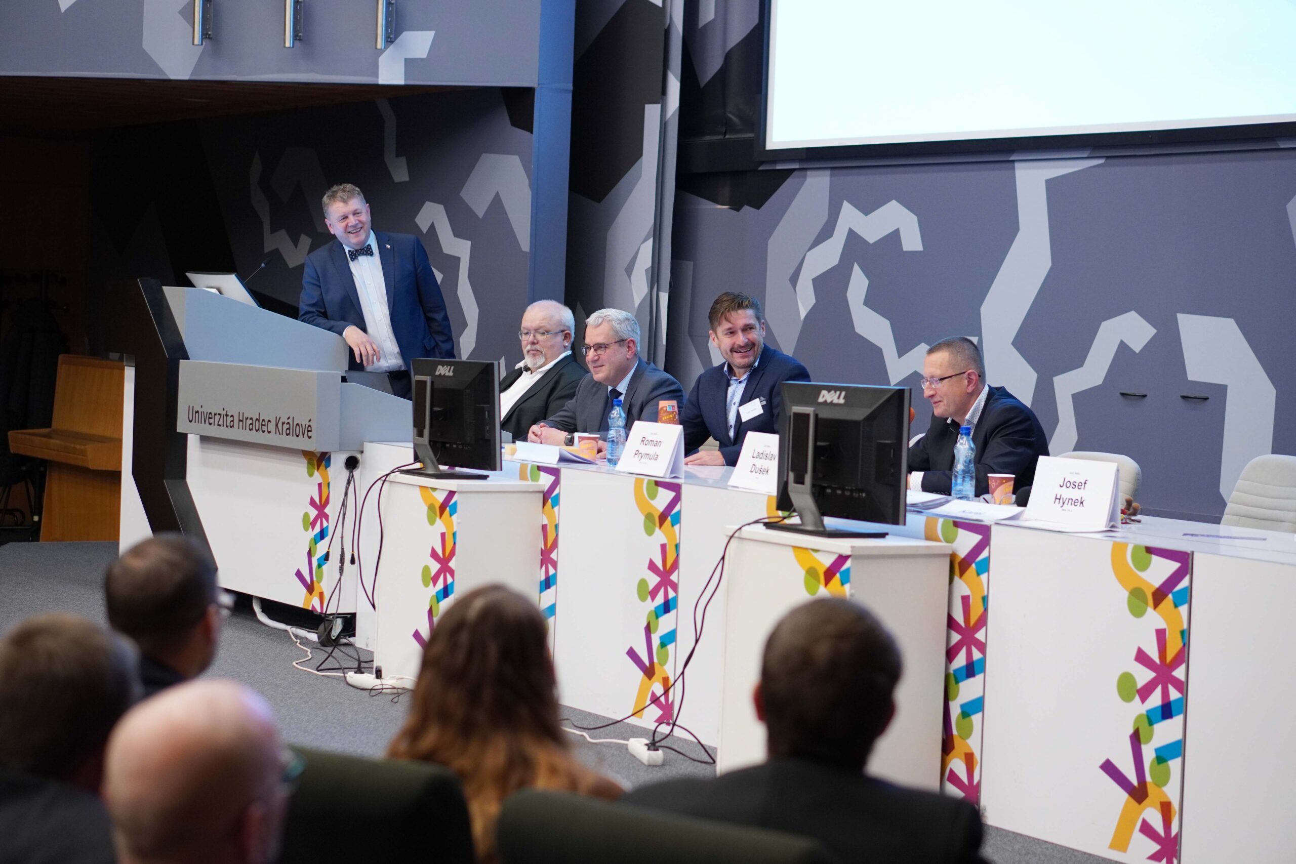 Josef Hynek přednáší na Medicíně katastrof